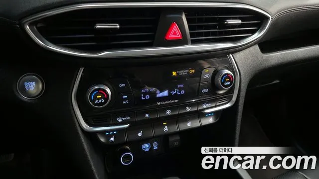 Hyundai Santa Fe 2018 thumb 11