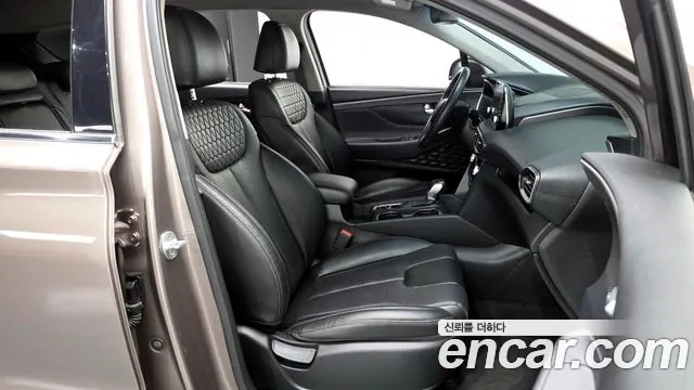 Hyundai Santa Fe 2018 thumb 9