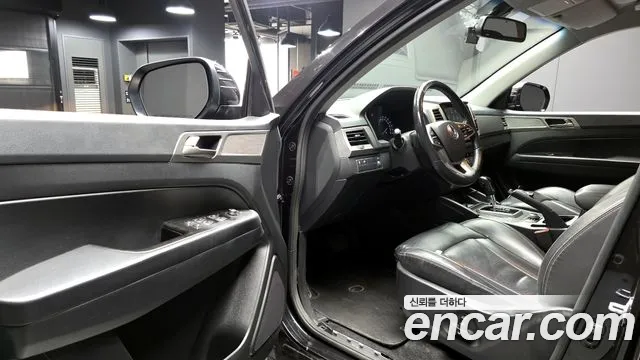 KGM Rexton 2018 thumb 5