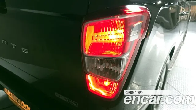 KGM Rexton 2018 thumb 3
