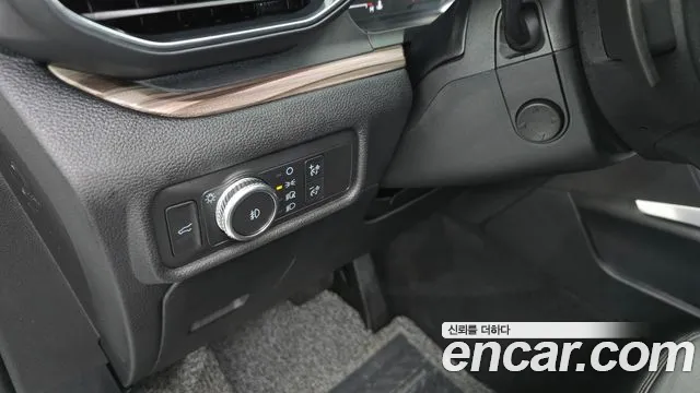 Ford Explorer 2020 thumb 7