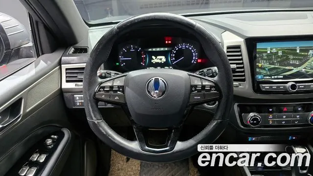 KGM Rexton 2018 thumb 4