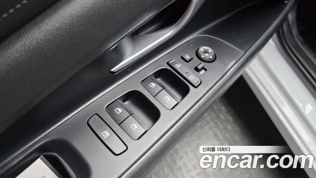 Hyundai Elantra 2021 thumb 8
