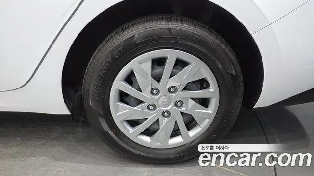 Hyundai Elantra 2021 thumb 9