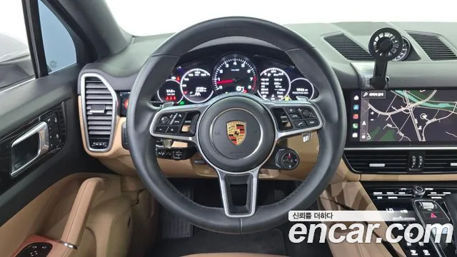 Porsche Cayenne 2023 thumb 9
