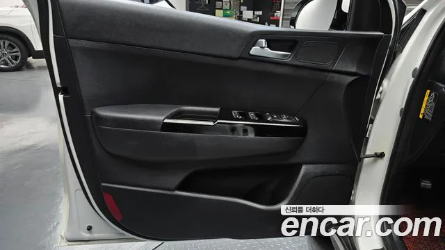 Kia Sportage 2015 thumb 9