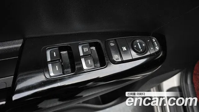 Kia Sportage 2015 thumb 12