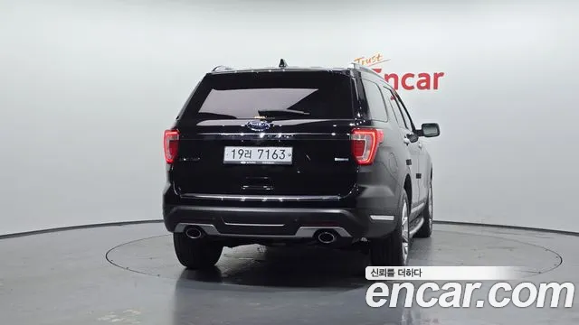 Ford Explorer 2019 thumb 5