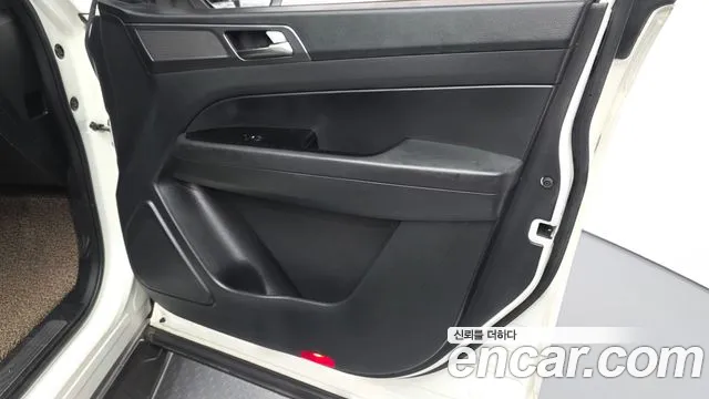KGM Rexton Sports Khan 2023 thumb 10