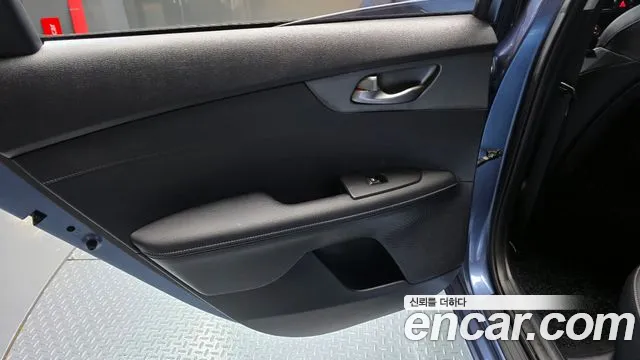 Kia K3 2019 thumb 8