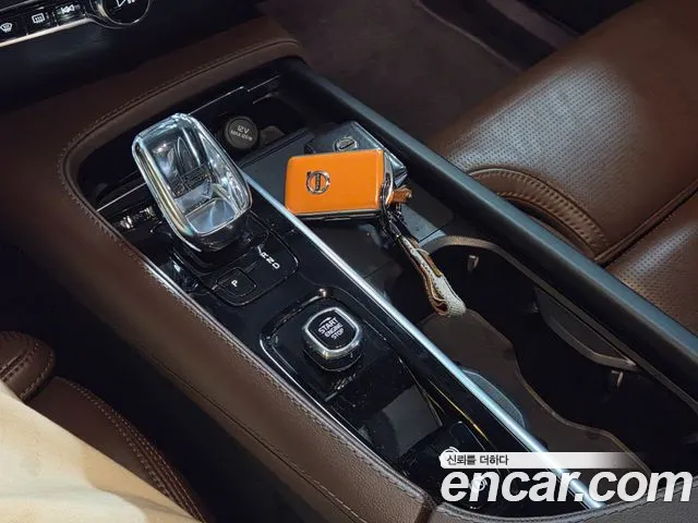 Volvo XC90 2022 thumb 7
