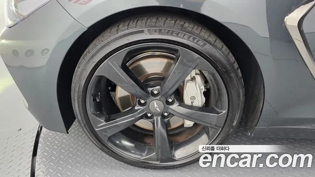 Genesis G70 2018 thumb 5