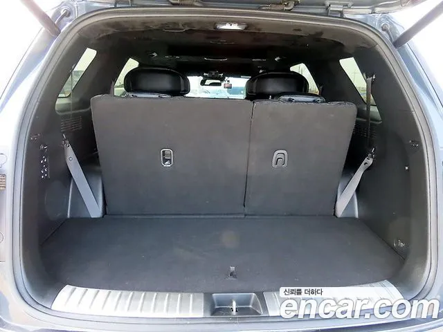 Mercedes-Benz S-Class 2015 thumb 11