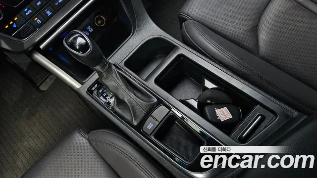 Hyundai LF 2015 thumb 4
