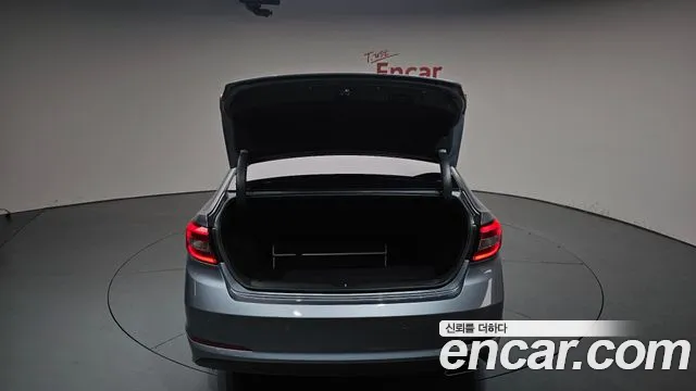 Hyundai LF 2015 thumb 2
