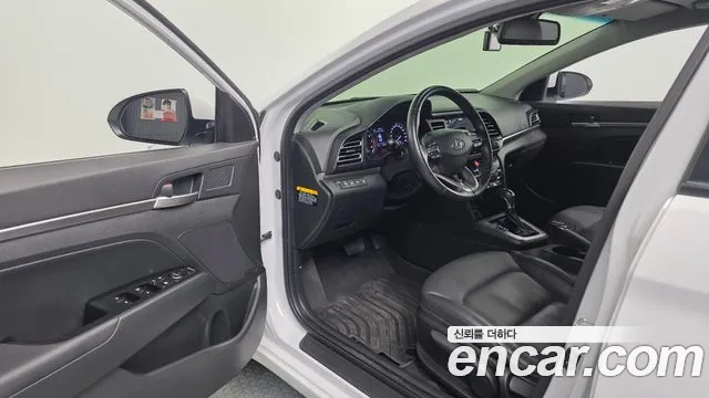 Hyundai Elantra 2020 thumb 9