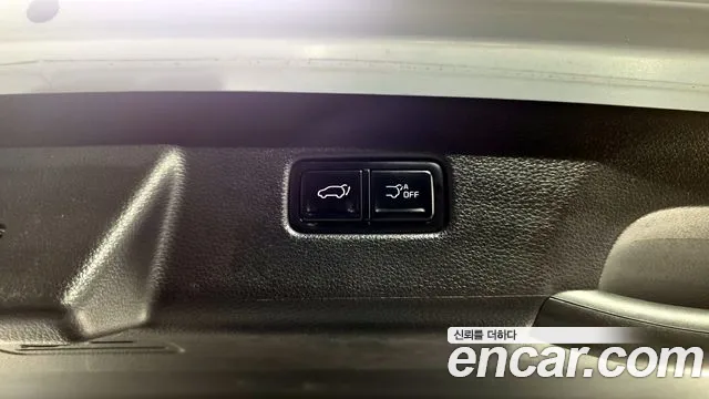 Kia Carnival 2024 thumb 2