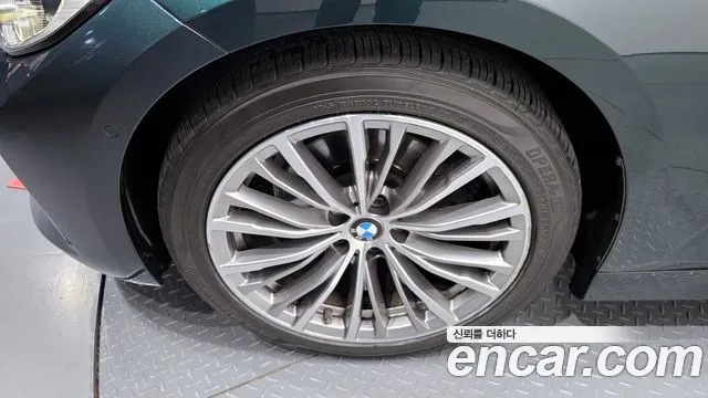 BMW 3 серии 2020 thumb 3