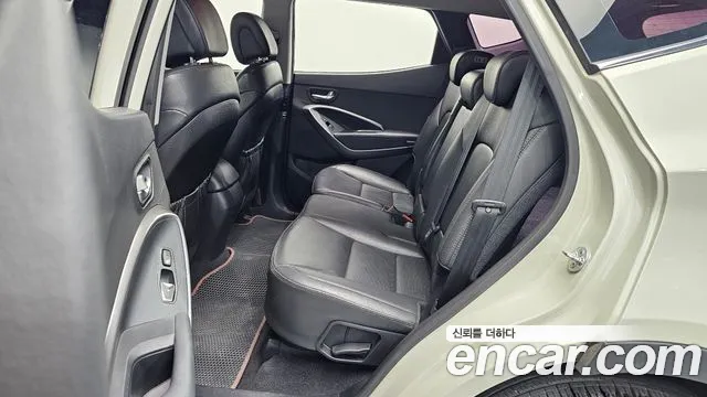 Hyundai DM 2013 thumb 8