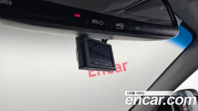 Hyundai DM 2013 thumb 3