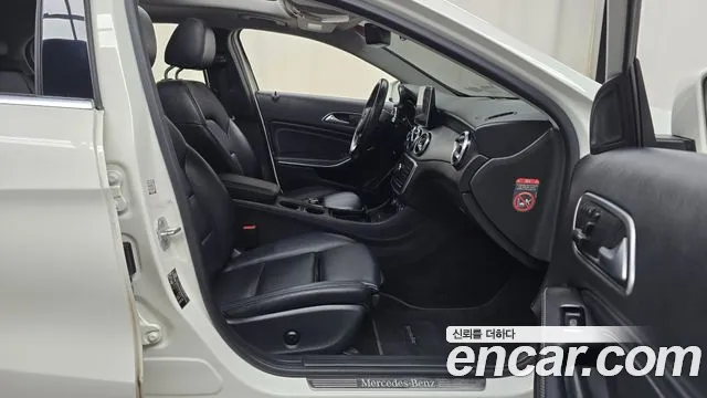 Mercedes-Benz A-Класс 2016 thumb 10