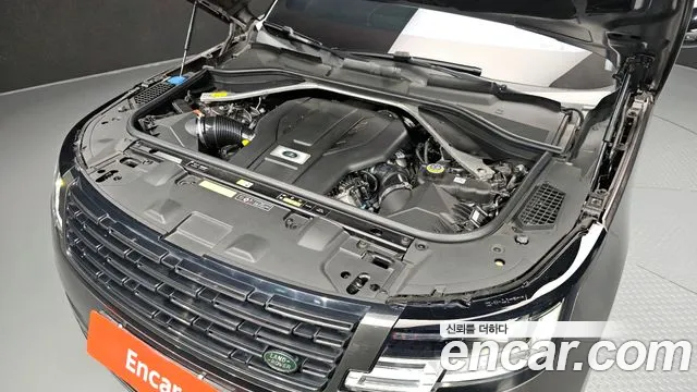 Land Rover Range Rover 2023 thumb 2