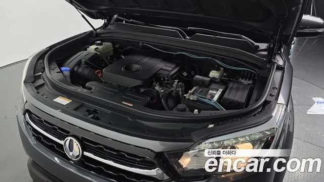 KGM Rexton 2019 thumb 9