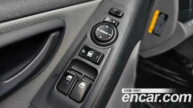 Hyundai Staria 2016 thumb 5