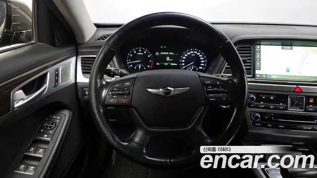 Genesis G80 2016 thumb 4