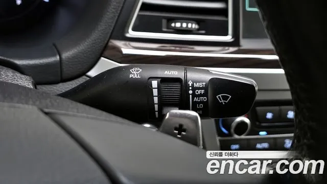Genesis G80 2016 thumb 10