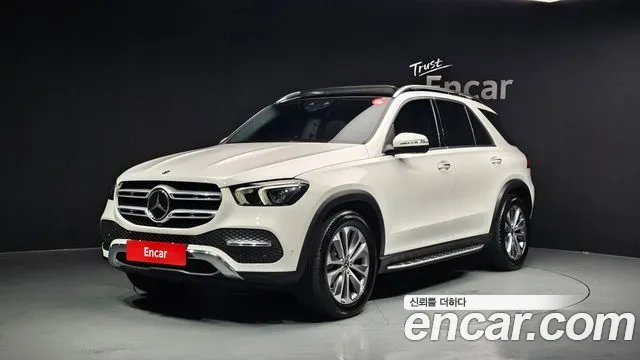 Mercedes-Benz E-Класс 2022 thumb 11