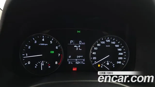 Hyundai AD 2016 thumb 10