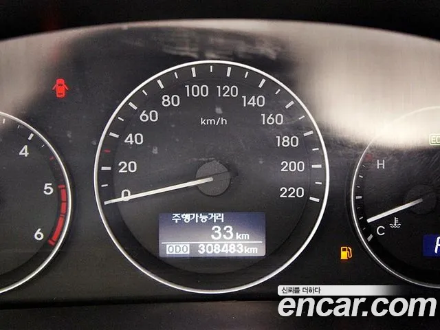 Hyundai Staria 2017 thumb 12