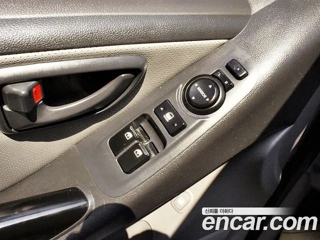 Hyundai Staria 2017 thumb 5