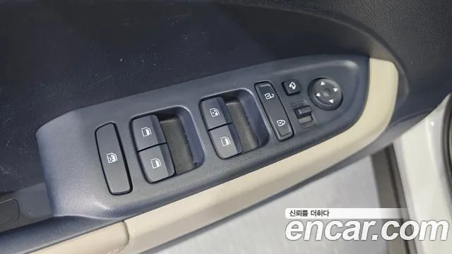 Hyundai Venue 2020 thumb 4