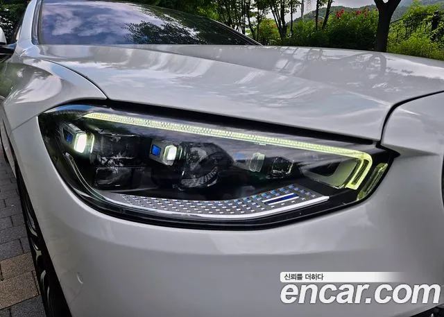 Mercedes-Benz S-Class 2022 thumb 12