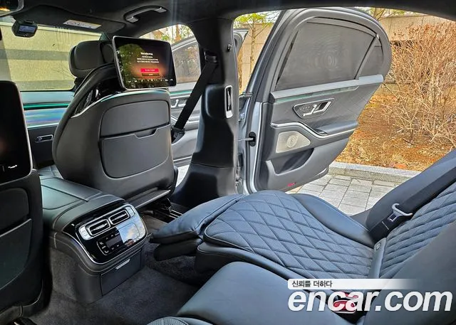 Mercedes-Benz S-Class 2022 thumb 3