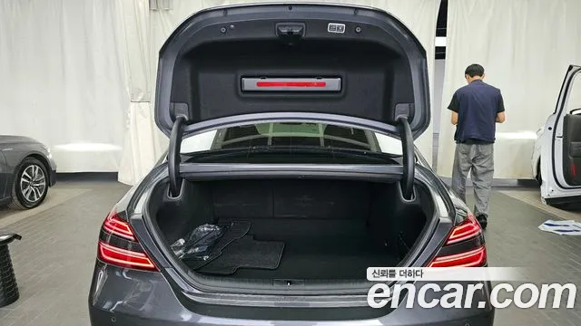 Genesis G70 2021 thumb 11