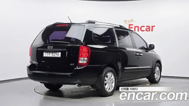 Kia Canival 2012 thumb 2