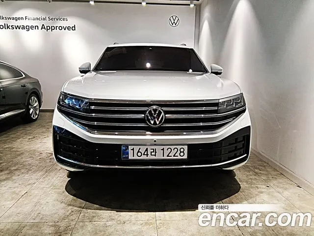 Volkswagen Touareg 2024 thumb 3