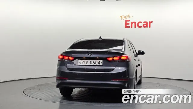 Hyundai Avante 2016 thumb 10