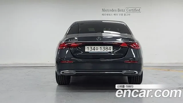 Mercedes-Benz E-Class 2024 thumb 12