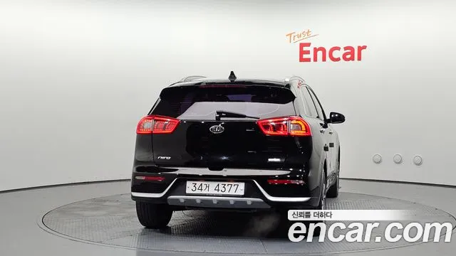Kia Niro 2017 thumb 7