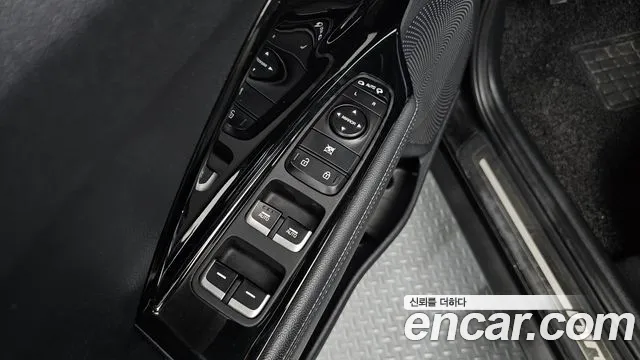 Kia Niro 2017 thumb 11