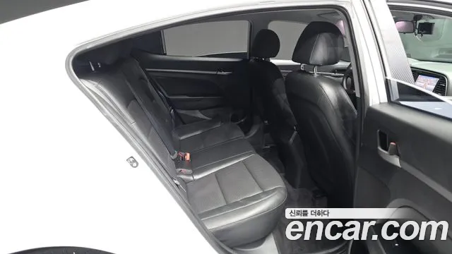 Hyundai AD 2017 thumb 8