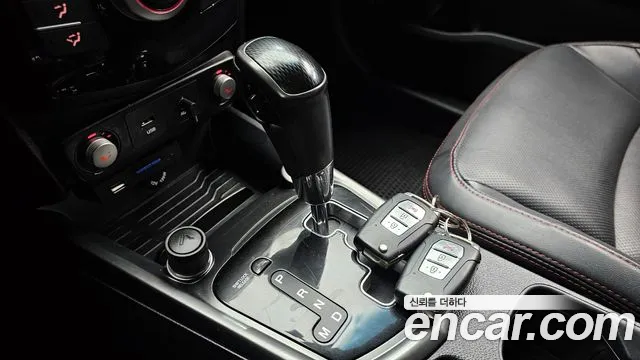 KGM Tivoli Air 2016 thumb 3
