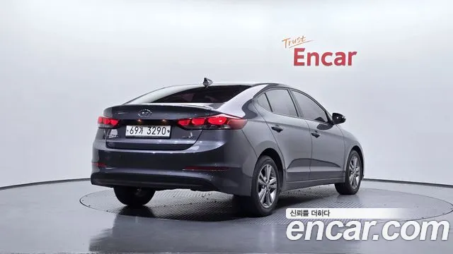 Hyundai AD 2017 thumb 8