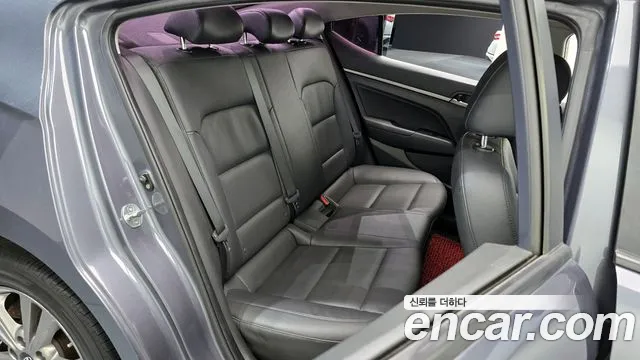 Hyundai AD 2017 thumb 4