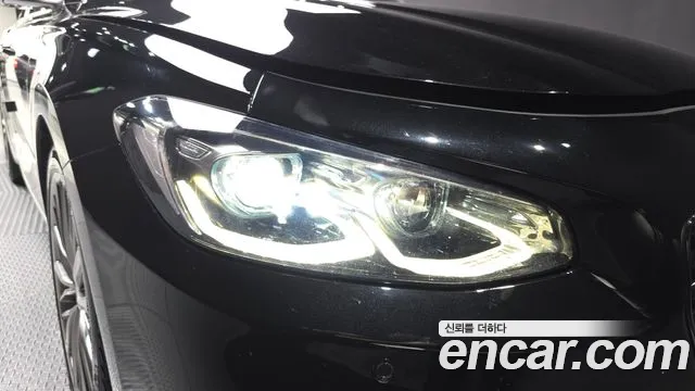 Hyundai Grandeur 2017 thumb 11