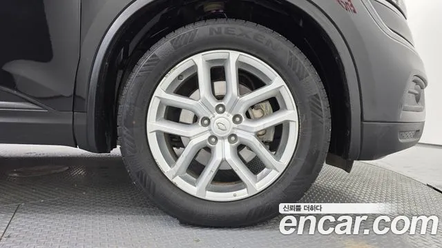 Renault QM6 2017 thumb 5
